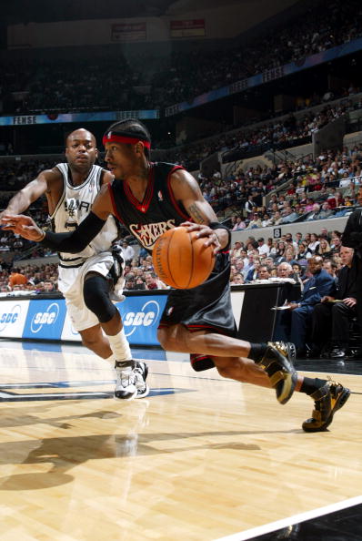 欧冠进球榜更新：梅西连续破门,（欧冠射手榜更新：梅西连场破门）